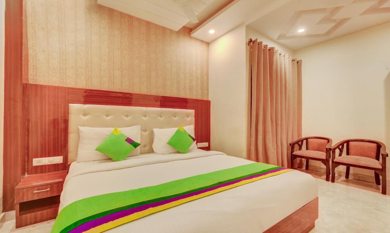 Treebo G K Residency Near Dehradun Railway Station Hotel ภายนอก รูปภาพ
