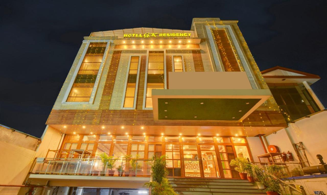 Treebo G K Residency Near Dehradun Railway Station Hotel ภายนอก รูปภาพ