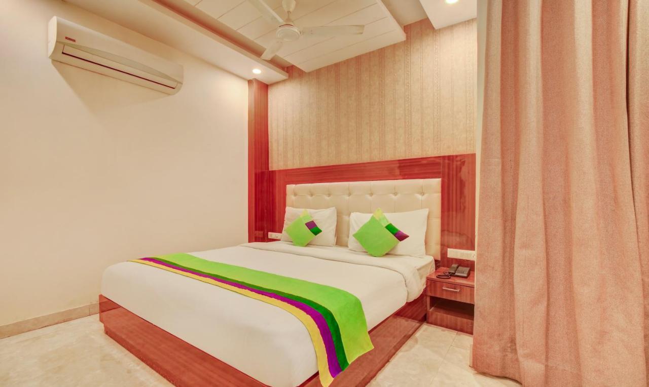 Treebo G K Residency Near Dehradun Railway Station Hotel ภายนอก รูปภาพ