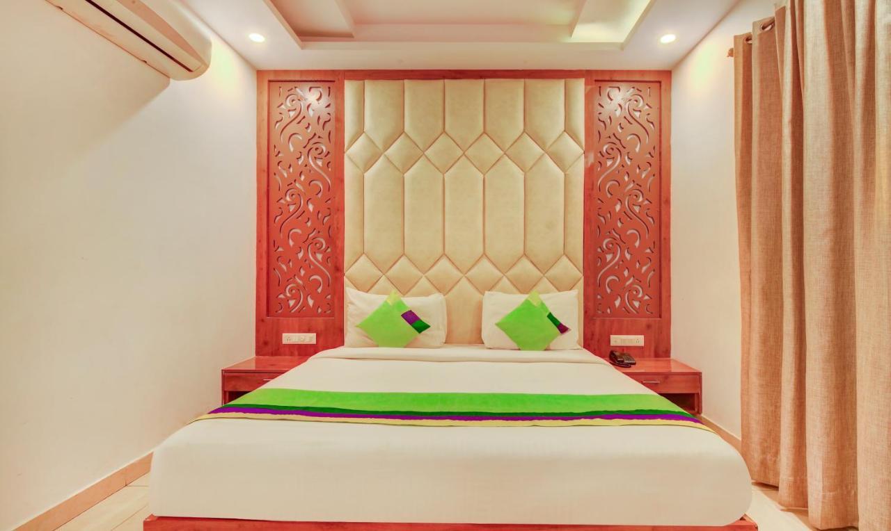Treebo G K Residency Near Dehradun Railway Station Hotel ภายนอก รูปภาพ