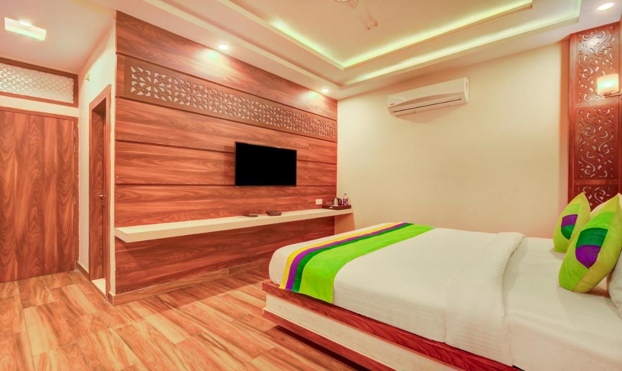 Treebo G K Residency Near Dehradun Railway Station Hotel ภายนอก รูปภาพ