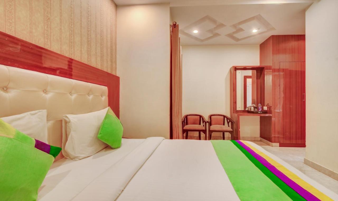 Treebo G K Residency Near Dehradun Railway Station Hotel ภายนอก รูปภาพ
