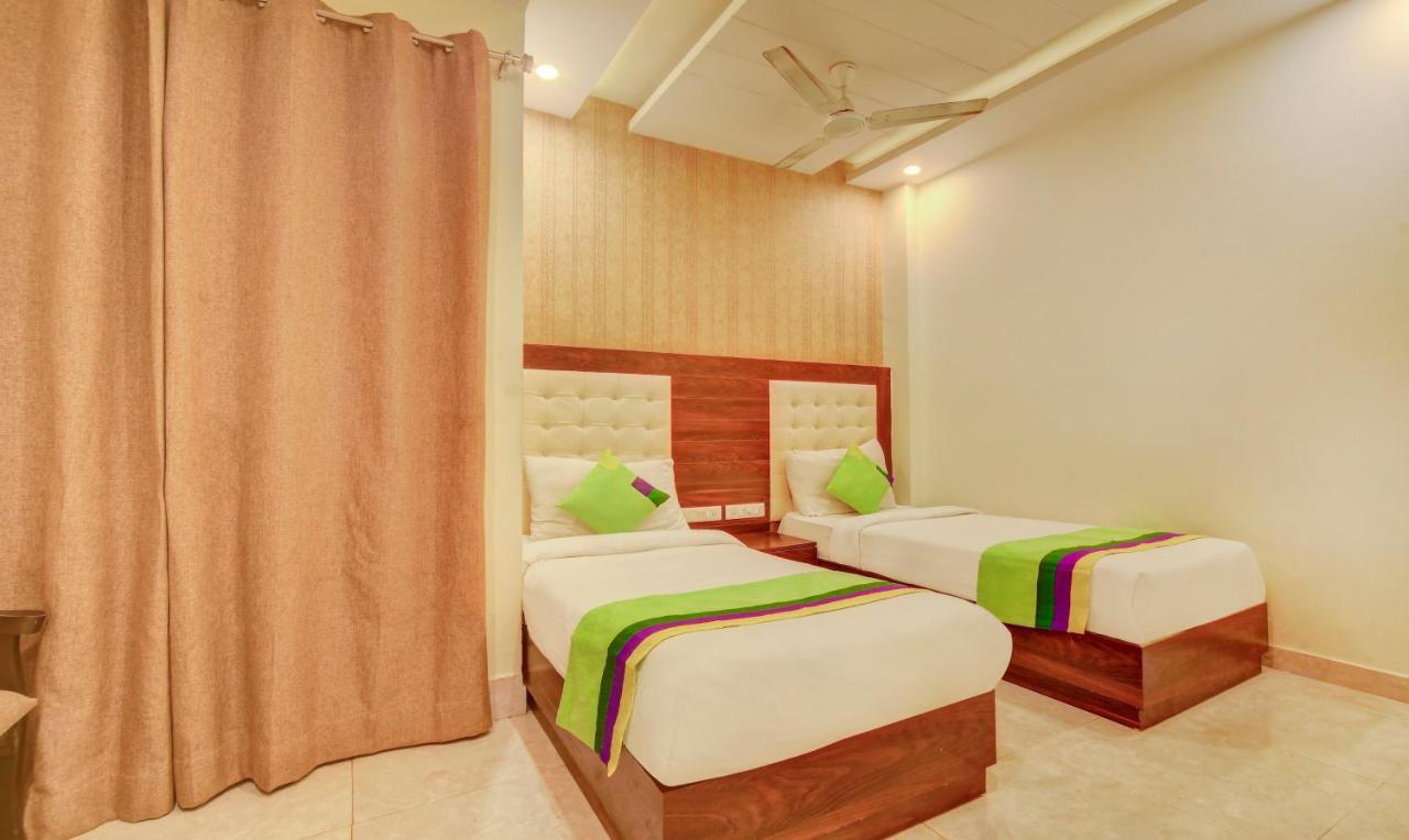 Treebo G K Residency Near Dehradun Railway Station Hotel ภายนอก รูปภาพ