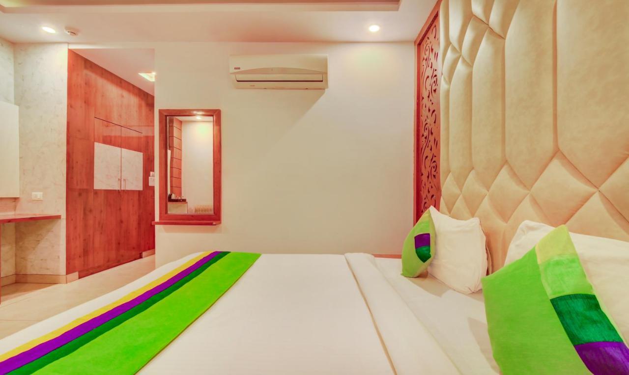 Treebo G K Residency Near Dehradun Railway Station Hotel ภายนอก รูปภาพ